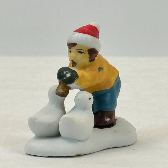 Vintage Christmas Village Accessories Ceramic Trees Children Figurines Set 7 pcs - Picture 5 of 16